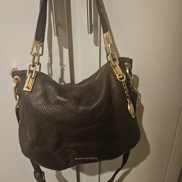 Michael Kors Black Leather Shoulder Bag - Picture 2 of 8